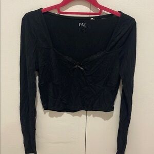 Women's Black Long Sleeve Top